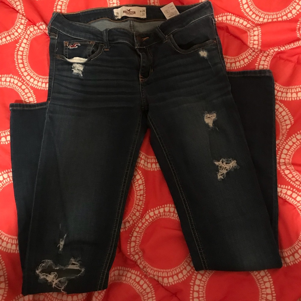 7 regular Hollister skinny jeans